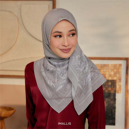 Makmur in Brown