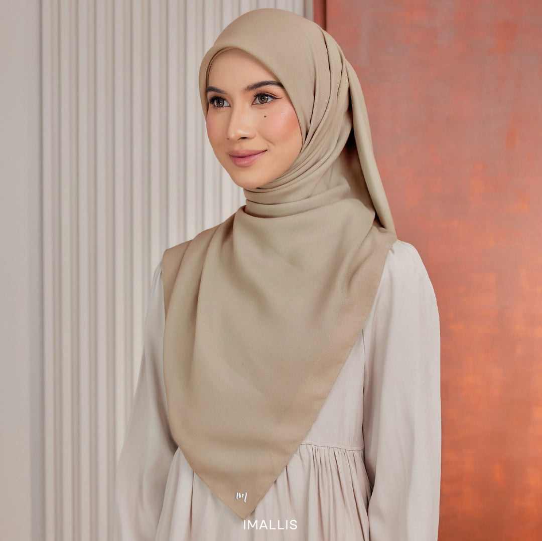 new! Soft Taupe