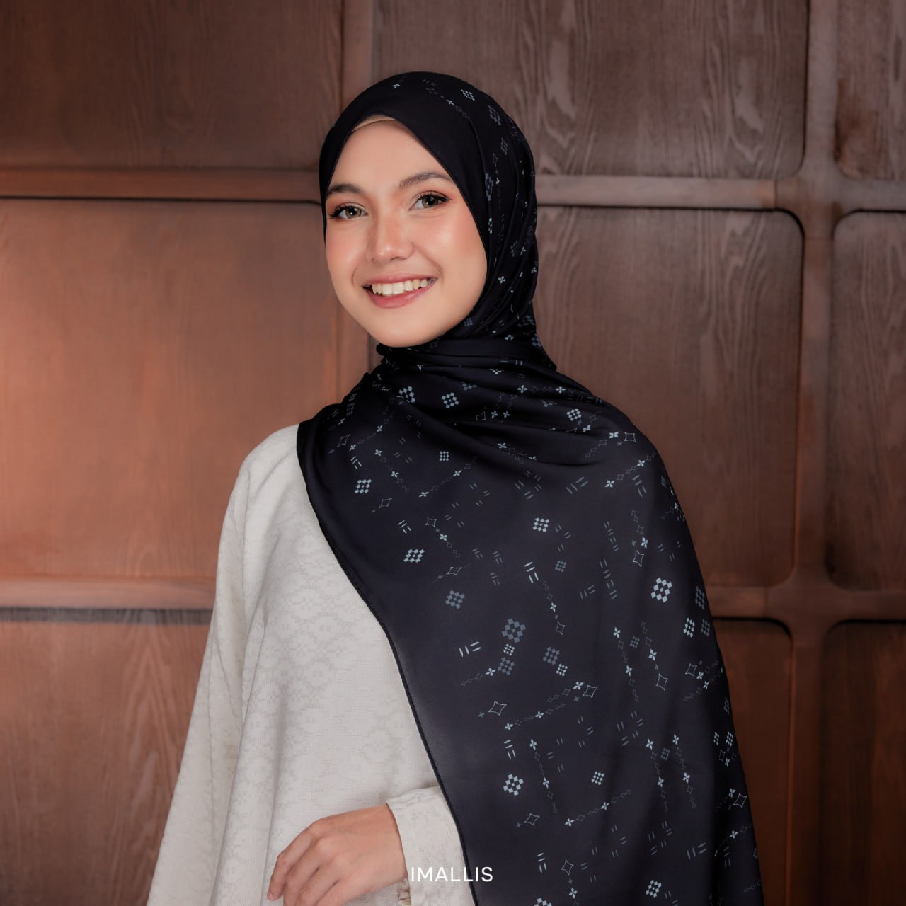 Jetblack (Shawl)