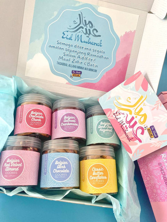 The Studio Bites cookies hari raya gift box set